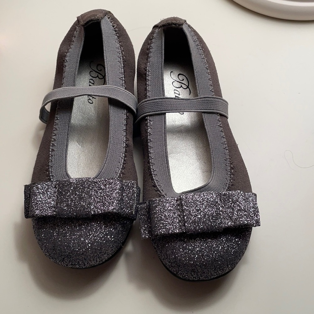 NWT Balleto gray/silver toddler shoes
